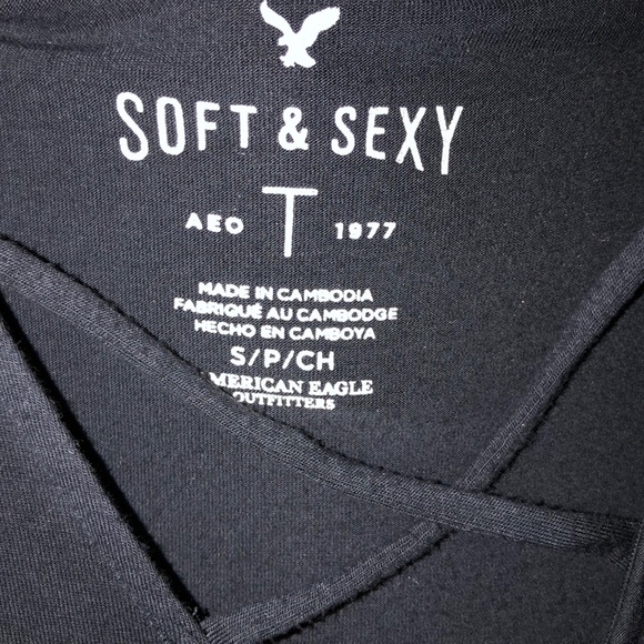 AMERICAN EAGLE // Short sleeve shirt! - Picture 3 of 3